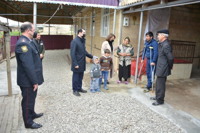 Novruz bayramı münasibətilə şəhid ailələrini və müharibə əlillərini ziyarət edilmişdir.