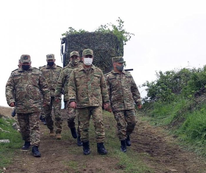 Müdafiə naziri general-polkovnik Zakir Həsənov azad edilmiş ərazilərdə yerləşən Hava Hücumundan Müdafiə Qoşunlarının (HHMQ) bölmələrindən birində olub.