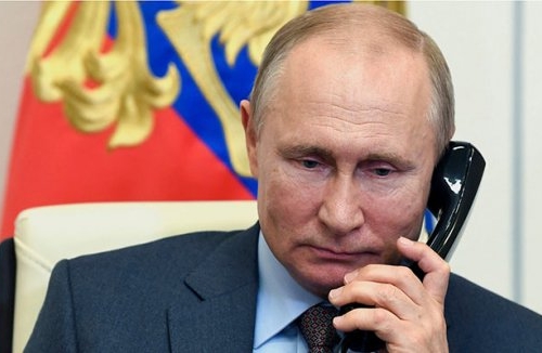 Putin Paşinyana telefonla xəbərdarlıq etdi.