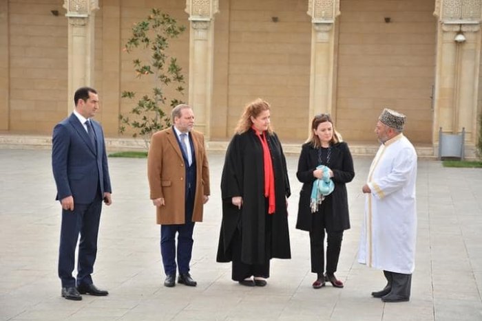 Argentinanın ölkəmizdəki səfiri xanım Marianxeles Belluşi və səfirliyin əməkdaşları Şamaxı rayonuna səfər edib.