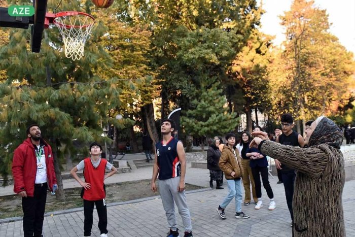 İdman nazirindən maraqlı foto paylaşma......