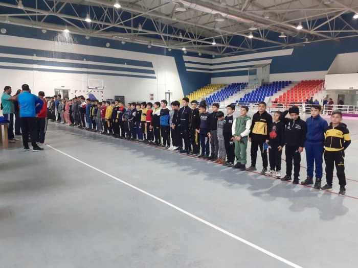 Şamaxı Olimpiya Mərkəzində Azərbaycan Badminton Federasiyasının təşkilatçılığı ilə şagirdlər arasında badminton üzrə seminar təşkil olunmuşdur.