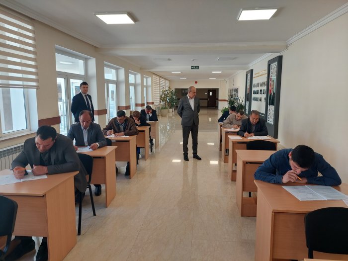 Direktorların işə qəbulu müsabiqəsinin test imtahanı mərhələsi keçirilib.