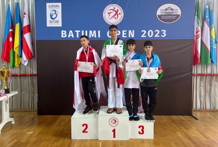 Taekvondoçularımız Batumidə 12 medal qazanıblar.