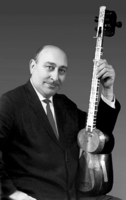 Bəhram Məşədi Süleyman bəy oğlu Mansurov (12 fevral 1911, Bakı – 14 may 1985, Bakı) — Azərbaycan tarzəni, Azərbaycanin xalq artisti (1978).