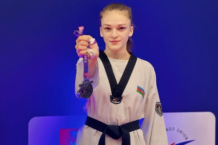 “Alpman” klubunun taekvondoçusu Səlimə Quliyeva (46 kq) gümüş medal qazanıb.