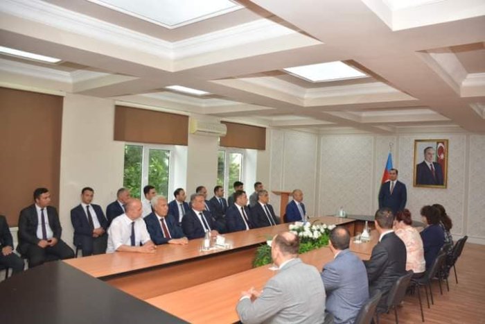 Şamaxıda dövlət qulluqçularının peşə bayramı günü qeyd olunub. Şamaxıda dövlət qulluqçularının peşə bayramı günü qeyd olunub.