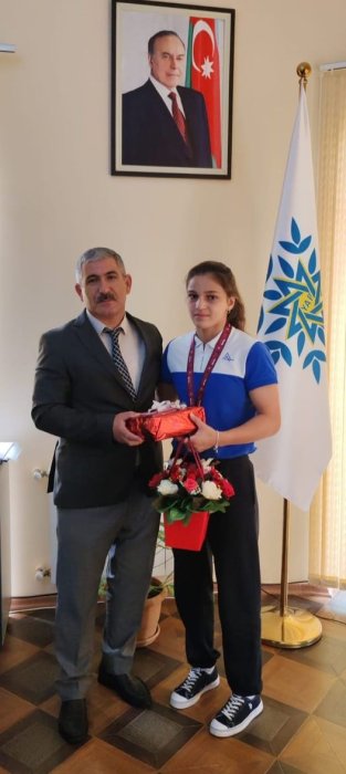 Sərbəst güləş üzrə U-20 Avropa Çempionu Ruzanna Məmmədova YAP Masallı rayon təşkilatını ziyarət etmişdir.