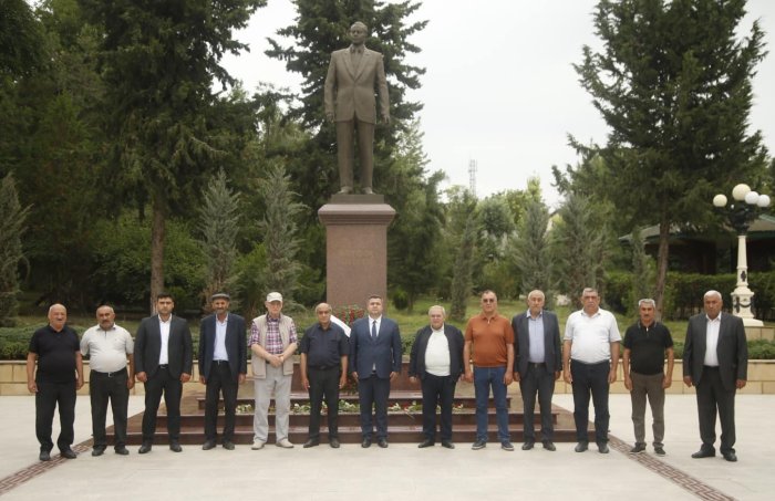 88 saylı Şamaxı seçki dairəsindən deputatlığa namizəd Rauf Əfqan oğlu Qurbanov seçkilərin təbliğat-təşviqat kampaniyasına başlayıb.