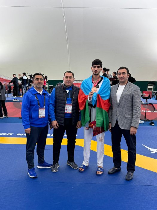 Taekvondo millimizdən dünya çempionatında daha bir medal