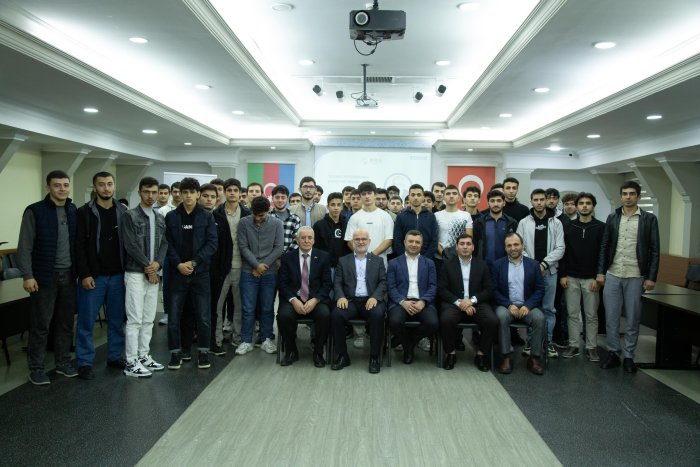 BİGA-da “Şəxsiyyət İnşası” adlı seminar keçirilib.