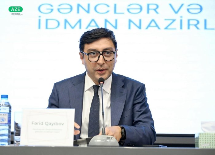 Fərid Qayıbov ölkəmizi beynəlxalq arenalarda uğurla təmsil etdikləri üçün idmançıları təbrik edib və yeni uğurlar arzulayıb. Fərid Qayıbov ölkəmizi beynəlxalq arenalarda uğurla təmsil etdikləri üçün idmançıları təbrik edib və yeni uğurlar arzulayıb.