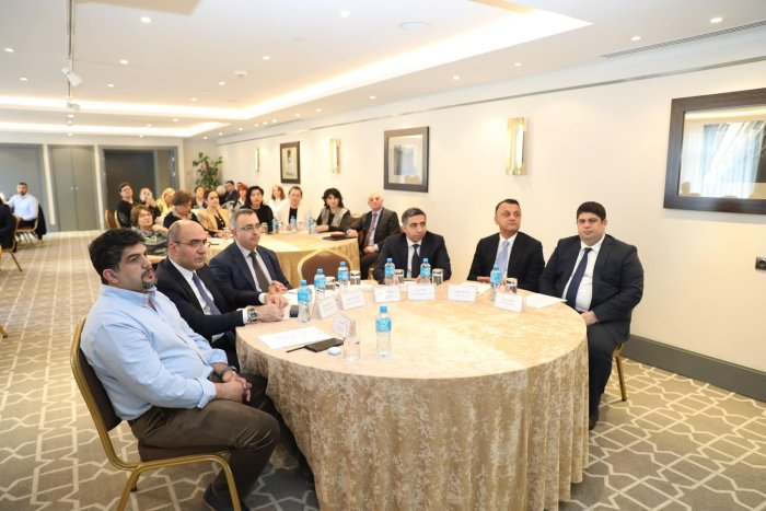 Səhiyyə nazirinin sədrliyi ilə Vərəmlə Mübarizə üzrə Ölkə Əlaqələndirmə Komissiyasının növbədənkənar geniş iclası keçirilib.
