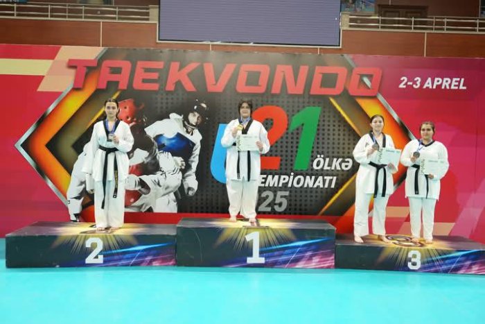 Mərkəzinin yetirməsi Haydımova Lalə +73 kq çəki dərəçəsində 3-cü yerə layiq görülmüşdür. Mərkəzinin yetirməsi Haydımova Lalə +73 kq çəki dərəçəsində 3-cü yerə layiq görülmüşdür.