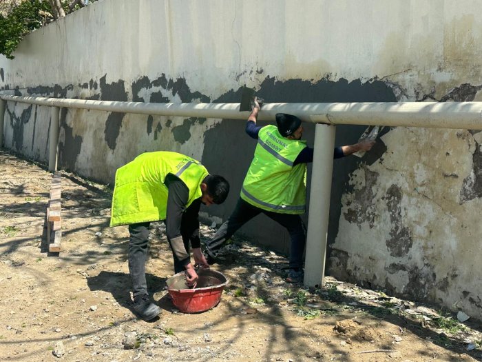 Nəsimi rayonunda abadlıq-quruculuq və asfaltlaşma işləri davam etdirilir. Nəsimi rayonunda abadlıq-quruculuq və asfaltlaşma işləri davam etdirilir.