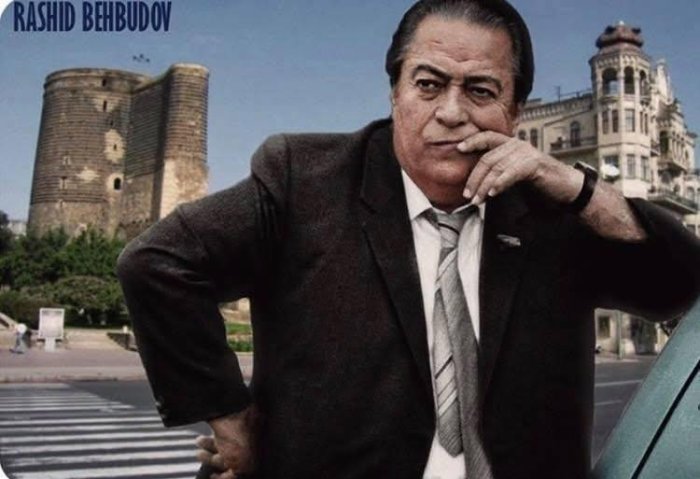 “Küçələrə su səpmişəm” xalq mahnısı sovet dövründə “redaktə” olunub. “Küçələrə su səpmişəm” xalq mahnısı sovet dövründə “redaktə” olunub.