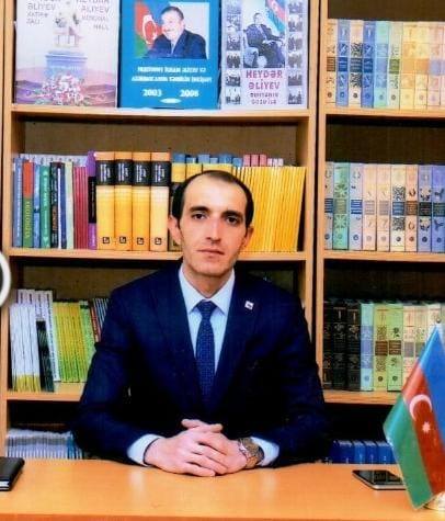 Elzamin Həsənov – Təcrübəli Tarixçi və Məktəb Direktoru. Elzamin Həsənov – Təcrübəli Tarixçi və Məktəb Direktoru.