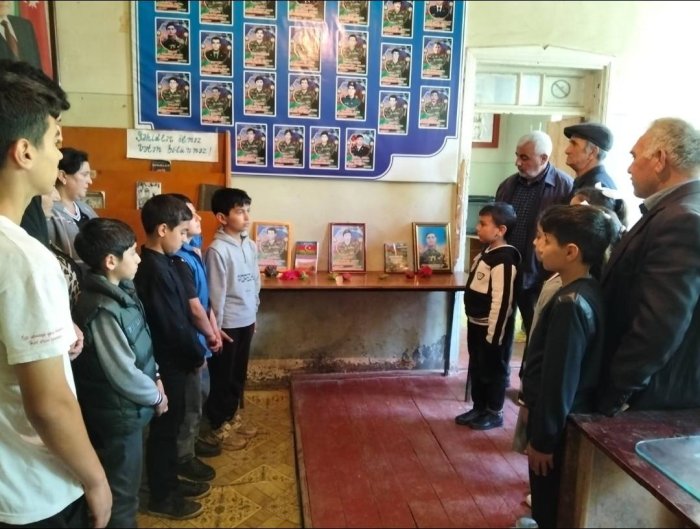 Şəhidlər Ağayev Zamin  Zülfüqar oğlunun  və İsrafilov Nicat Rəcəb oğlunun anım günləri ilə əlaqədar tədbir keçirilmişdir.