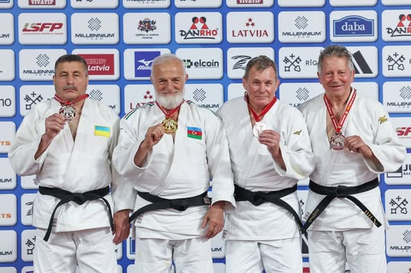 Bu nəticə idmançımızın Avropa çempionatlarında qazandığı 11-ci qızıl medalı olub. Bu nəticə idmançımızın Avropa çempionatlarında qazandığı 11-ci qızıl medalı olub.