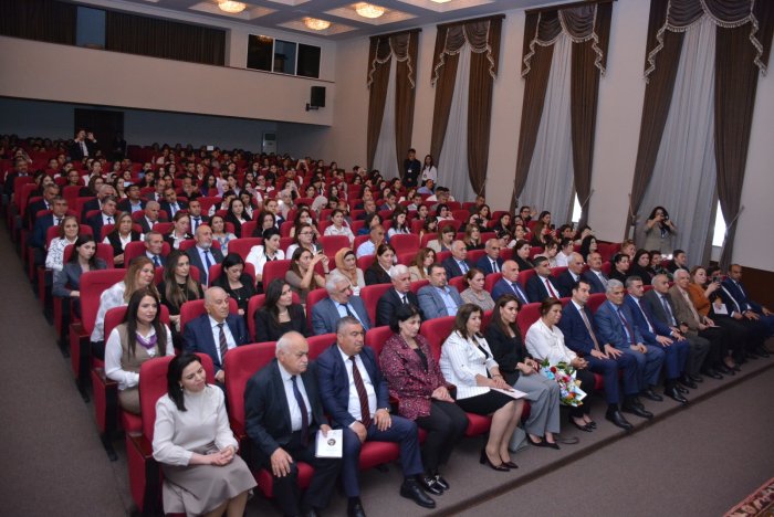 Seyid Əzim Şirvaninin 190 illiyinə həsr olunmuş “Aləmdə səsim var mənim...” Respublika elmi konfransı keçirildi.