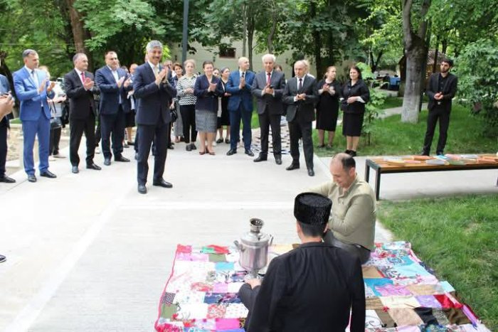 Şamaxıda Bəxtiyar Vahabzadənin 100 illik yubileyi münasibəti ilə tədbir keçirilib.