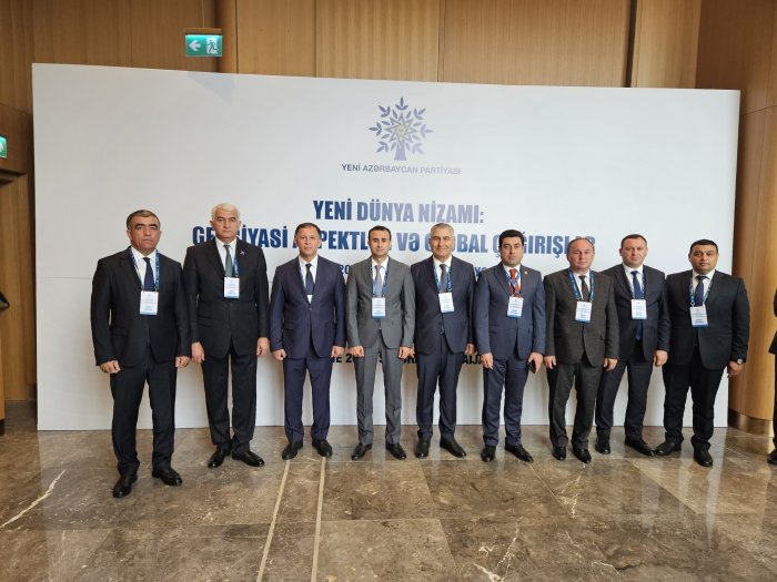 Yeni Azərbaycan Partiyasının təşkilatçılığı ilə "Yeni dünya nizamı: Geosiyasi aspektlər və qlobal çağırışlar" adlı beynəlxalq konfrans start götürüb.