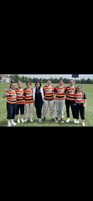 Əsədli Aysu Kənan qızı gənc nəsli təmsil edən istedadlı idmançı xanım.