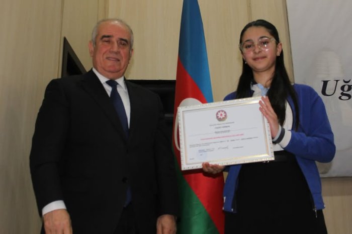 Respublika Fənn Olimpiadalarının qalibi Arzu Ağayeva